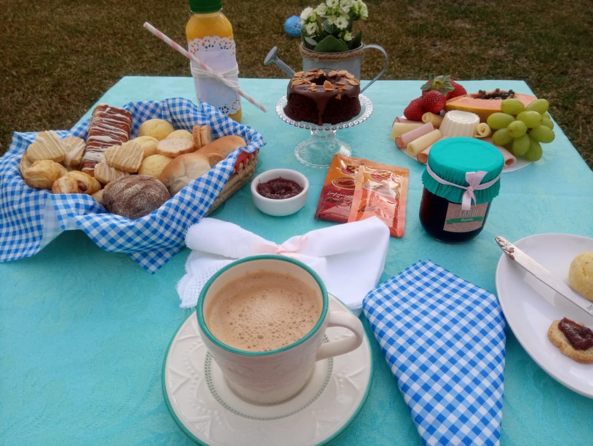 Café da Manhã Tradicional Fandi Box Presente com Sabor